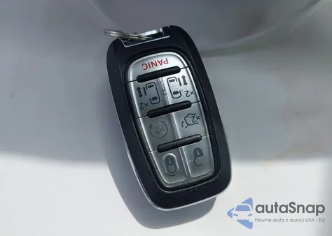 2018 Chrysler Pacifica Hybrid Limited z USA, uszkodzony, nr VIN 2C4RC1N71JR213556